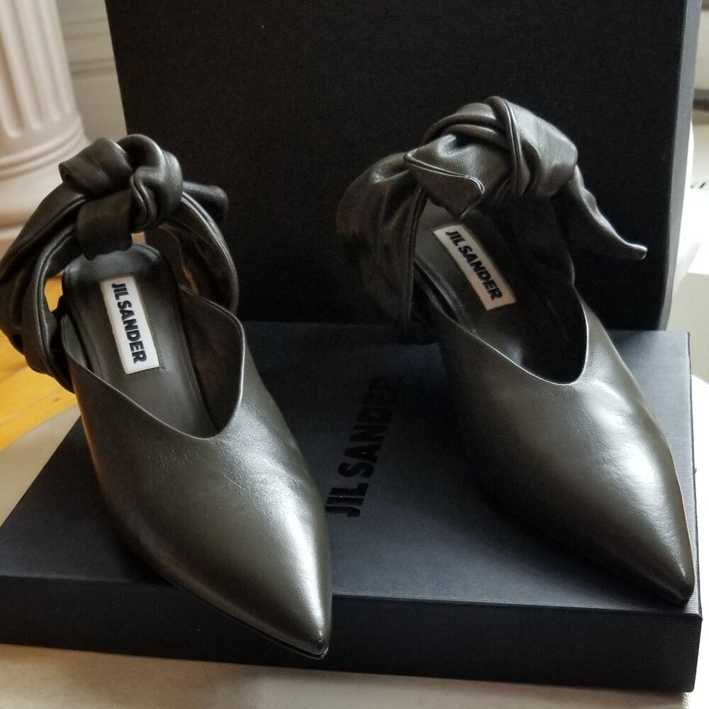 *NWT* Jil Sander pointy pump - 36